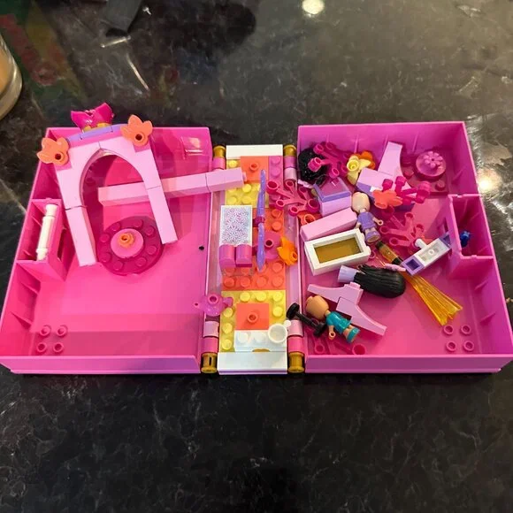 2pc LEGO Disney Frozen Elsa the Nokk Storybook Adventures Isabela's Magical Door - Picture 11 of 13